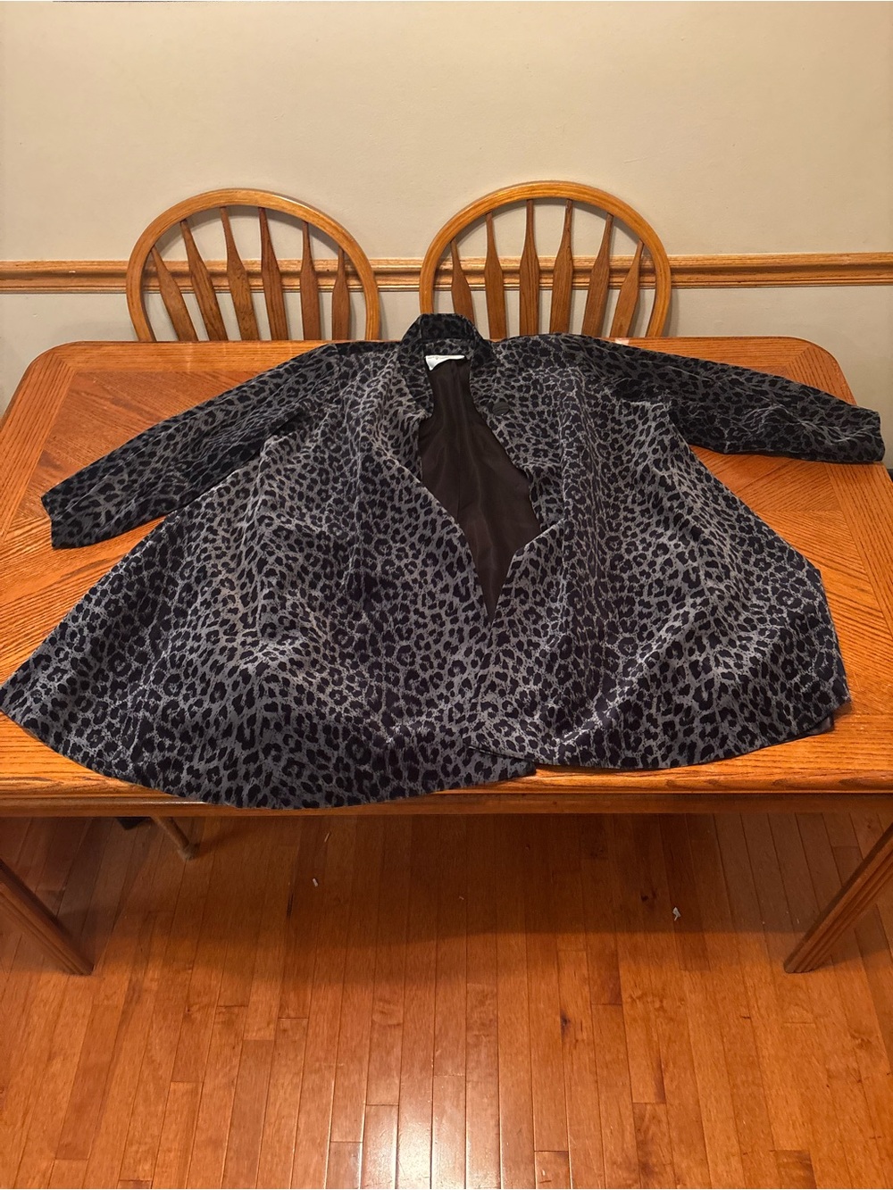 VTG 80s Coats by Cattiva JL de Ball Velvet Leopard Print Swing Opera Coat Jacket